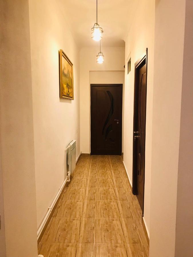 Arm Hotel Erivan Exterior foto